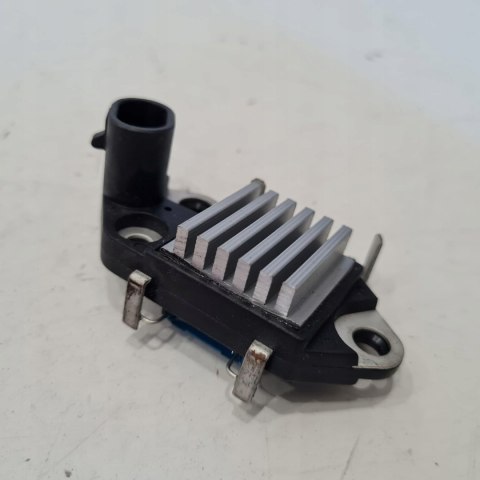DAEWOO MATIZ REGULATOR NAPIĘCIA P93740796