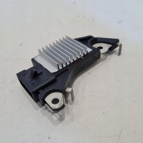 DAEWOO NEXIA LANOS 1.5 REGULATOR NAPIĘCIA 139467