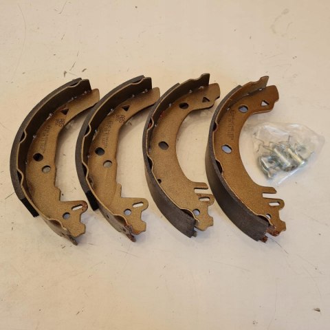 FORD FIESTA III SZCZĘKI HAMULCOWE KPL ABS 8856