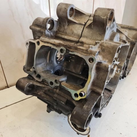 SUZUKI AN 650 BURGMAN 02-12 KARTER KARTERY BLOK SILNIKA KORPUS KPL