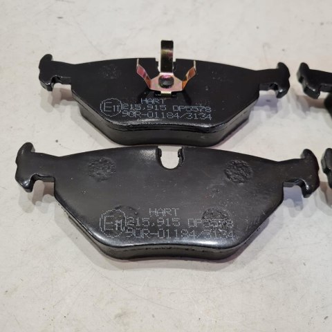 BMW 5 E34 7 E32 KLOCKI HAMULCOWE TYŁ TYLNE KPL HART 215915