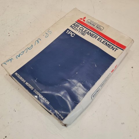 MITSUBISHI GALANT VI 1.8 FILTR POWIETRZA OE MZ311780