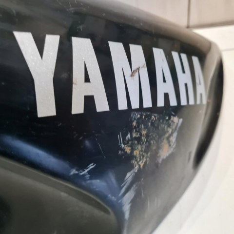 YAMAHA FZR 600 3HE NAKŁADKA NA BAK OSŁONA OWIEWKA