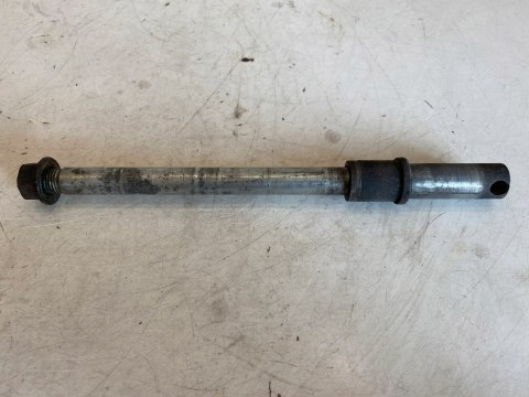 KAWASAKI KZ 750 GT OŚ OŚKA SZPILKA KOŁA PRZEDNIEGO