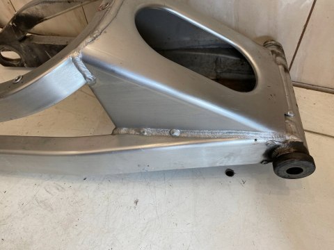 YAMAHA YZF R1 RN01 98-02 WAHACZ TYŁ