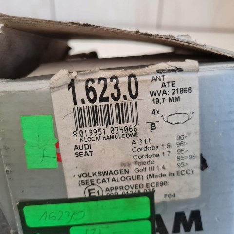 SEAT CORDOBA TOLEDO VW GOLF III KLOCKI HAMULCOWE KPL RAICAM 1.623.0
