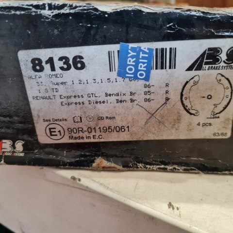 ALFA ROMEO 33 145 146 SZCZĘKI HAMULCOWE KPL A.B.S. 8136