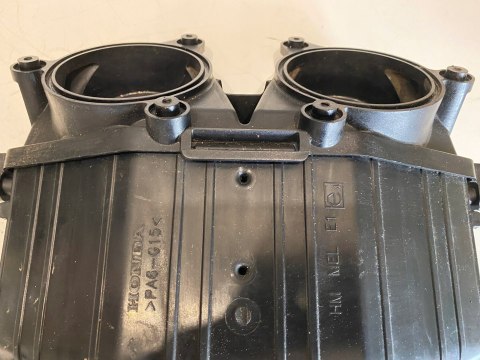 HONDA CBR 1000RR SC57 04-07 AIRBOX OBUDOWA FILTRA POWIETRZA FILTR