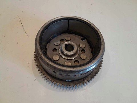 MAGNETO KOŁO MAGNESOWE WOLNE KOŁO BENDIKS ROZRUSZNIKA HONDA NSR 125