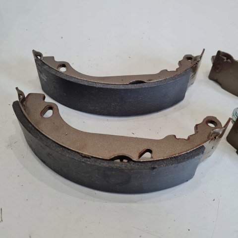 CITROEN XSARA PEUGEOT 306 SZCZĘKI HAMULCOWE KOMPLET LPR 07830