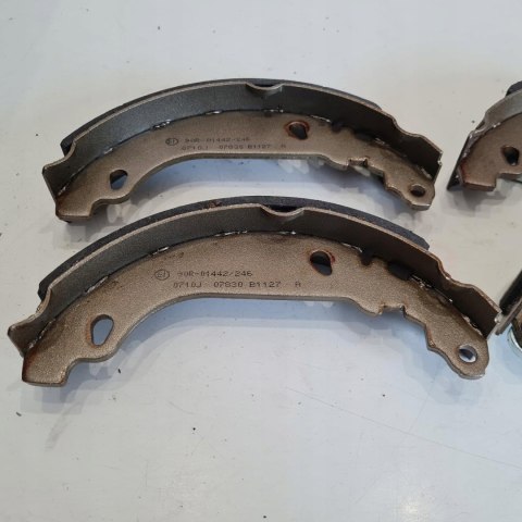 CITROEN XSARA PEUGEOT 306 SZCZĘKI HAMULCOWE KOMPLET LPR 07830