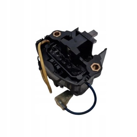 VOLKSWAGEN MERCEDES SEAT RENAULT REGULATOR NAPIĘCIA CQ1010012