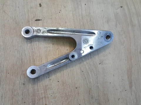 YAMAHA YZF R1 RN09 SET PODNÓŻEK MOCOWANIE