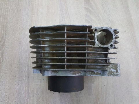 YAMAHA XV 700 VIRAGO 42X00 CYLINDER