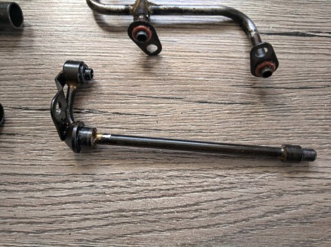 YAMAHA YZF 1000 THUNDERACE RURKA RURKI OLEJOWE