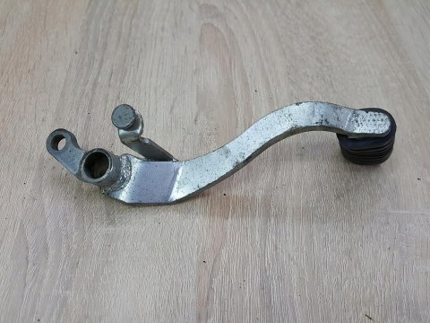 YAMAHA YZF 600 DŹWIGNIA HAMULCA TYŁ NOŻNEGO