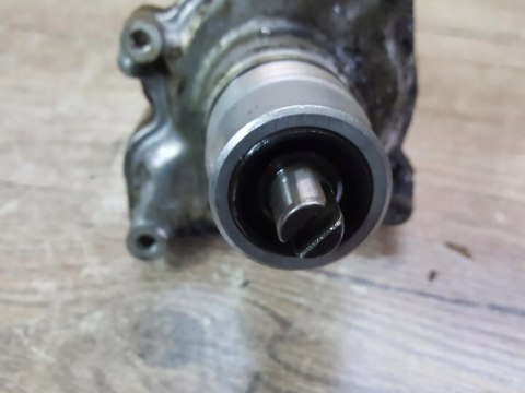 YAMAHA FZR 400 3BF POMPA WODY WODNA