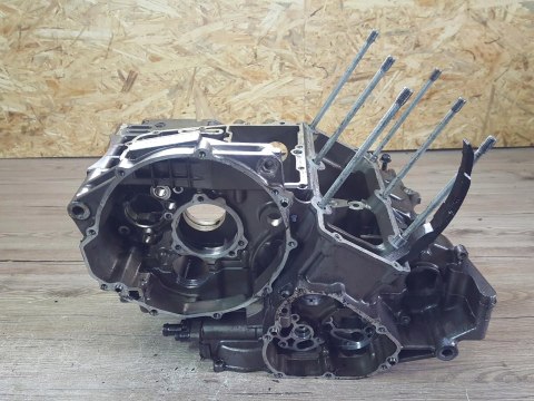 YAMAHA TDM 850 4DT KARTERY BLOK SILNIKA KPL