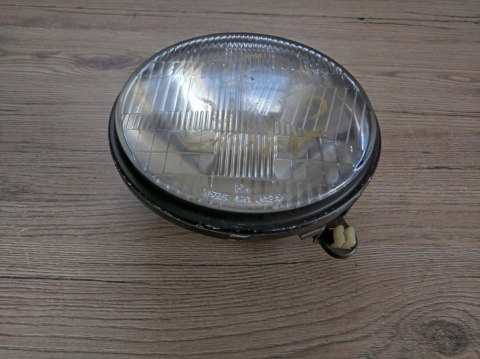 SUZUKI GSXR 1100 LAMPA REFLEKTOR PRZÓD