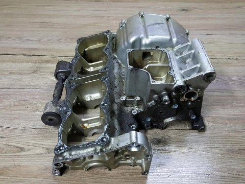 SUZUKI GSF GSXF 650 KARTER GÓRNY BLOK SILNIKA
