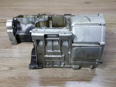 SUZUKI GSF GSXF 650 KARTER GÓRNY BLOK SILNIKA