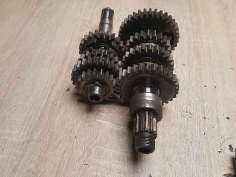 SUZUKI LS 650 SAVAGE SKRZYNIA BIEGÓW WODZIKI KPL