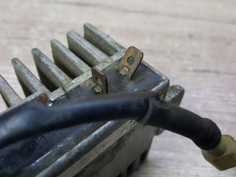 KTM LC4 620 REGULATOR NAPIĘCIA 49111434000
