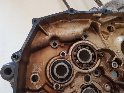 HONDA VT 600 SHADOW KARTER BLOK SILNIKA PRAWY