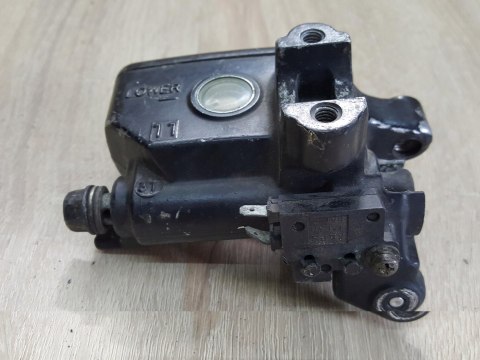 HONDA NTV 650 REVERE POMPA HAMULCOWA PRZÓD