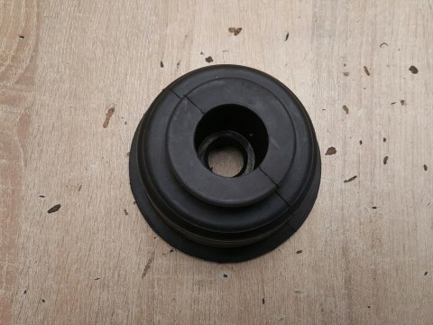 OSŁONA PRZEGUBU PÓŁOSI NAPĘDOWEJ 2H570-1
