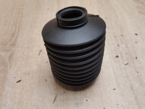 OSŁONA PRZEGUBU PÓŁOSI NAPĘDOWEJ 4L710-6S