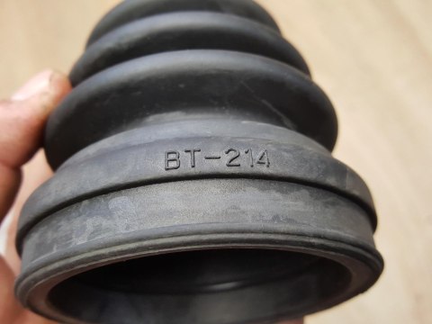 OSŁONA PRZEGUBU PÓŁOSI NAPĘDOWEJ BT-214