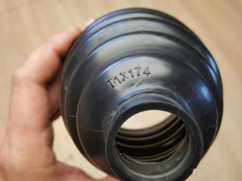 OSŁONA PRZEGUBU PÓŁOSI NAPĘDOWEJ T1X174