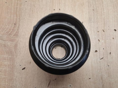 OSŁONA PRZEGUBU PÓŁOSI NAPĘDOWEJ T1X884