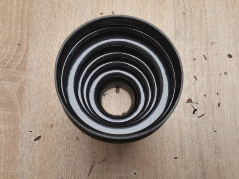OSŁONA PRZEGUBU PÓŁOSI NAPĘDOWEJ T3X318