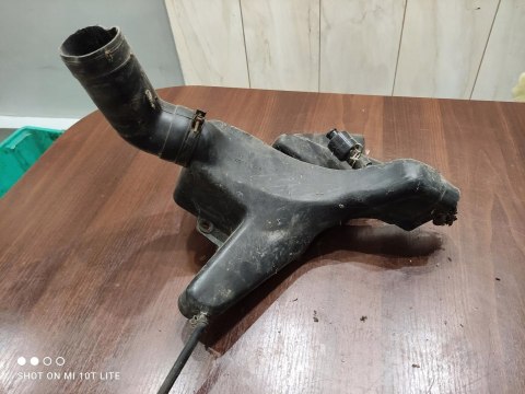 KAWASAKI ZZR 600 AIRBOX WLOT POWIETRZA