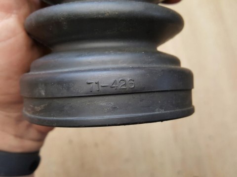OSŁONA PRZEGUBU PÓŁOSI NAPĘDOWEJ 71-426