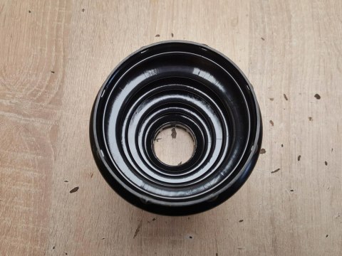 OSŁONA PRZEGUBU PÓŁOSI NAPĘDOWEJ T2X461