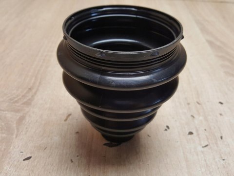 OSŁONA PRZEGUBU PÓŁOSI NAPĘDOWEJ T2X461