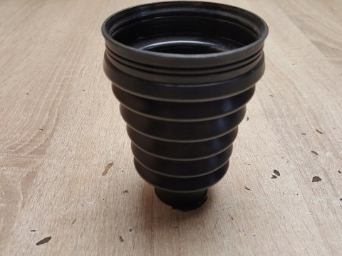 OSŁONA PRZEGUBU PÓŁOSI NAPĘDOWEJ T2H930