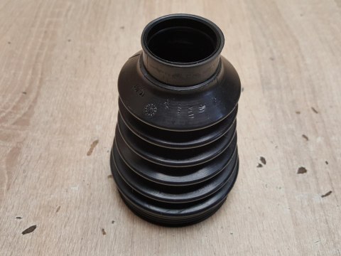 OSŁONA PRZEGUBU PÓŁOSI NAPĘDOWEJ T2H930