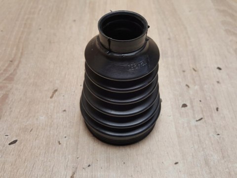 OSŁONA PRZEGUBU PÓŁOSI NAPĘDOWEJ T2H930