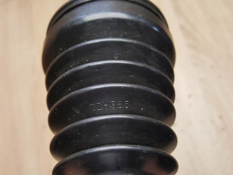 OSŁONA PRZEGUBU PÓŁOSI NAPĘDOWEJ T2H965