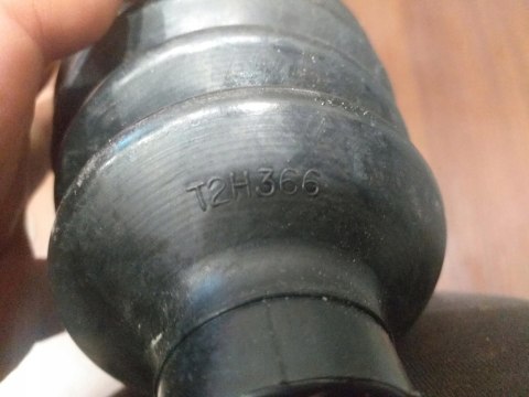 OSŁONA PRZEGUBU PÓŁOSI NAPĘDOWEJ T2H366