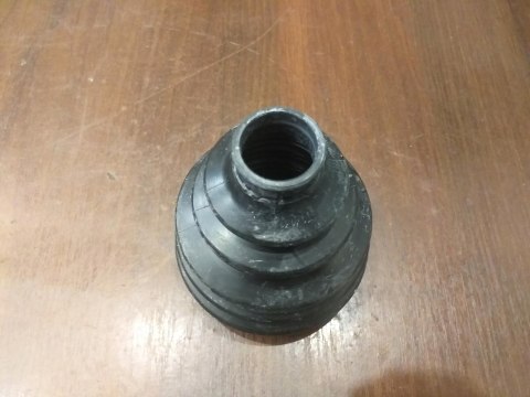OSŁONA PRZEGUBU PÓŁOSI NAPĘDOWEJ T1X131