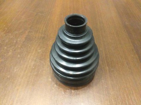 OSŁONA PRZEGUBU PÓŁOSI NAPĘDOWEJ T2X423