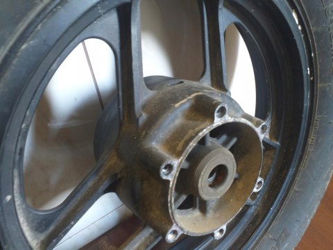 KOŁO FELGA TYŁ KAWASAKI GPX 600