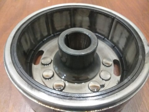KOŁO MAGNESOWE MAGNETO HONDA VF 750 RC15