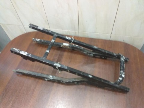STELAŻ RAMA TYŁ ZADUPEK KAWASAKI GPX 600