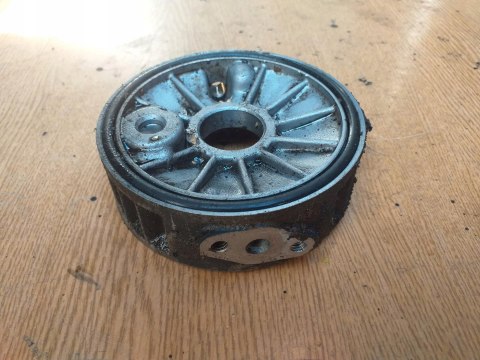 PODSTAWA MOCOWANIE FILTRA OLEJU YAMAHA FZR 500 3HJ